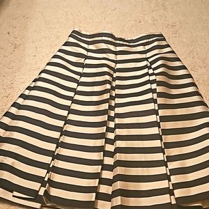 Halogen skirt